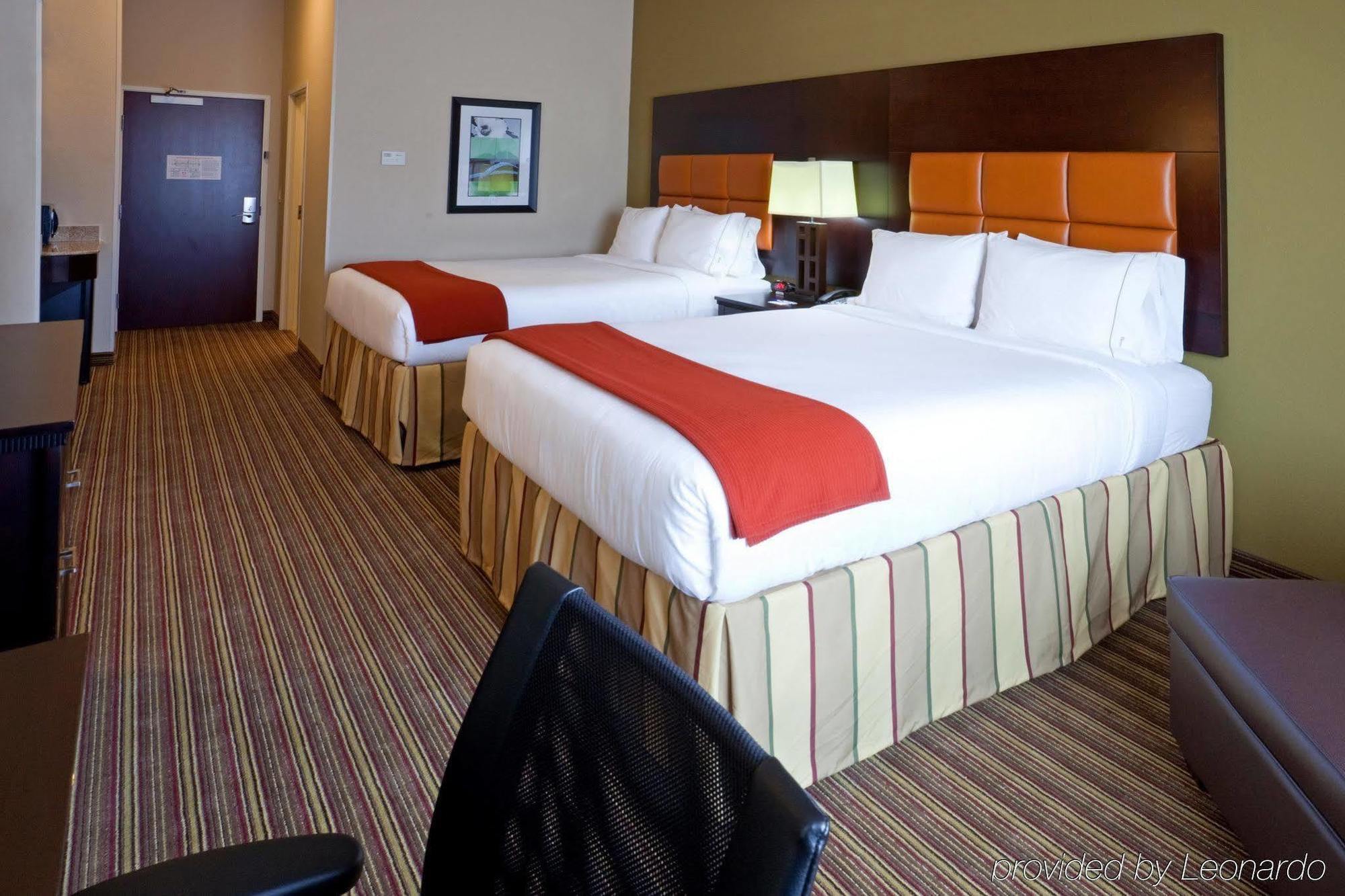 Holiday Inn Express Hotel & Suites Dallas West, An Ihg Hotel Ngoại thất bức ảnh